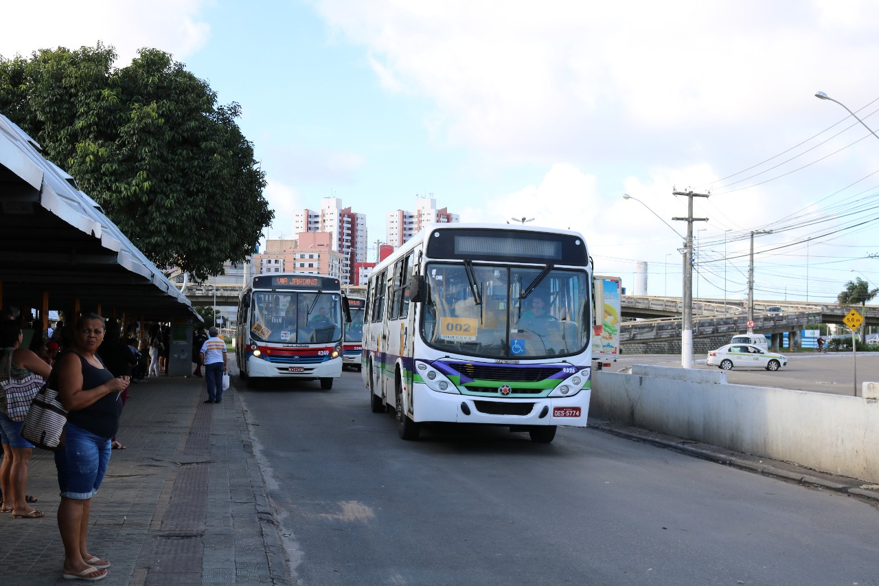 Prefeitura garante transporte público à população de Aracaju em meio à greve dos caminhoneiros - SMTT Aracaju